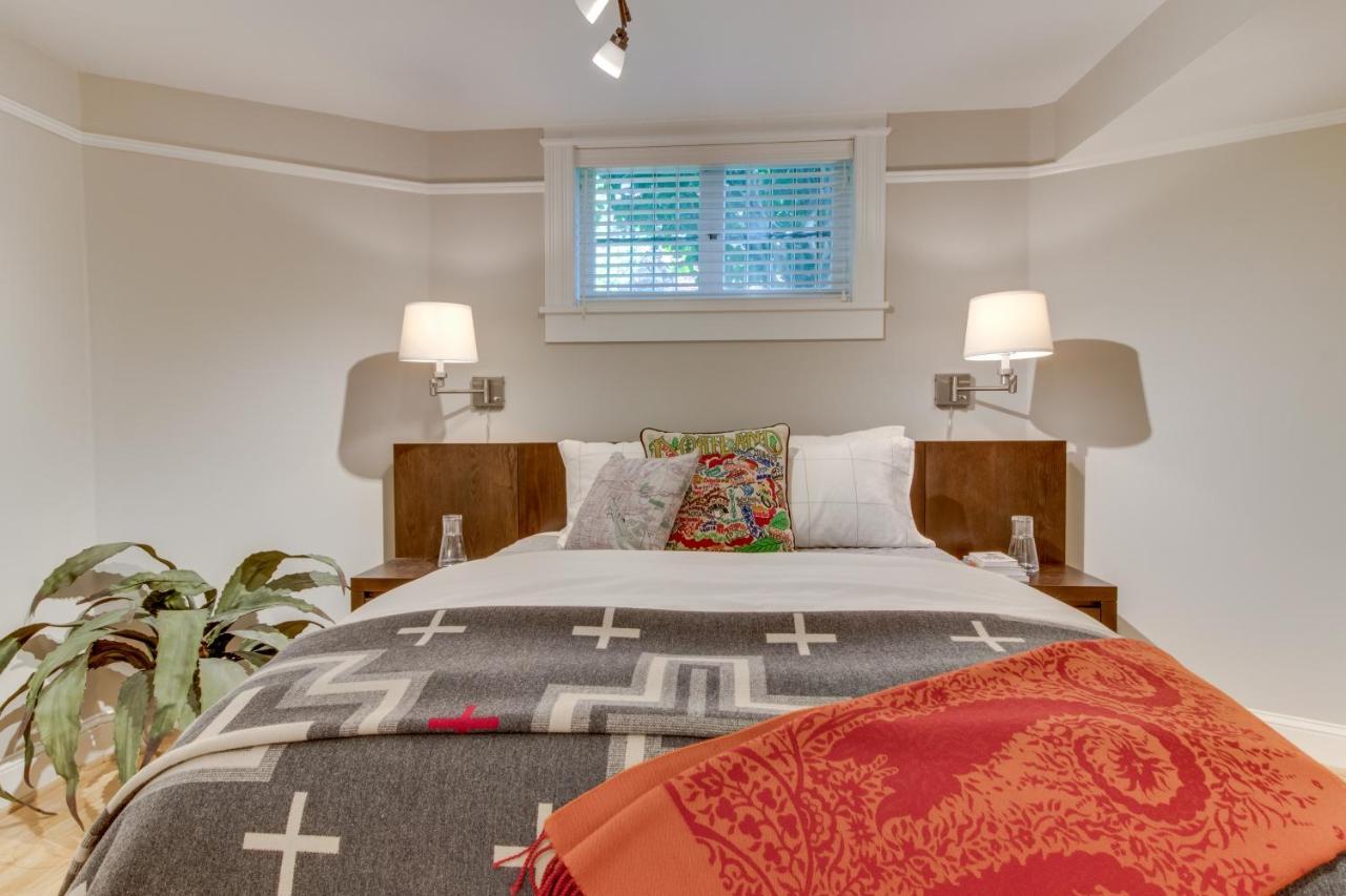 Lovejoy Nook Hotel