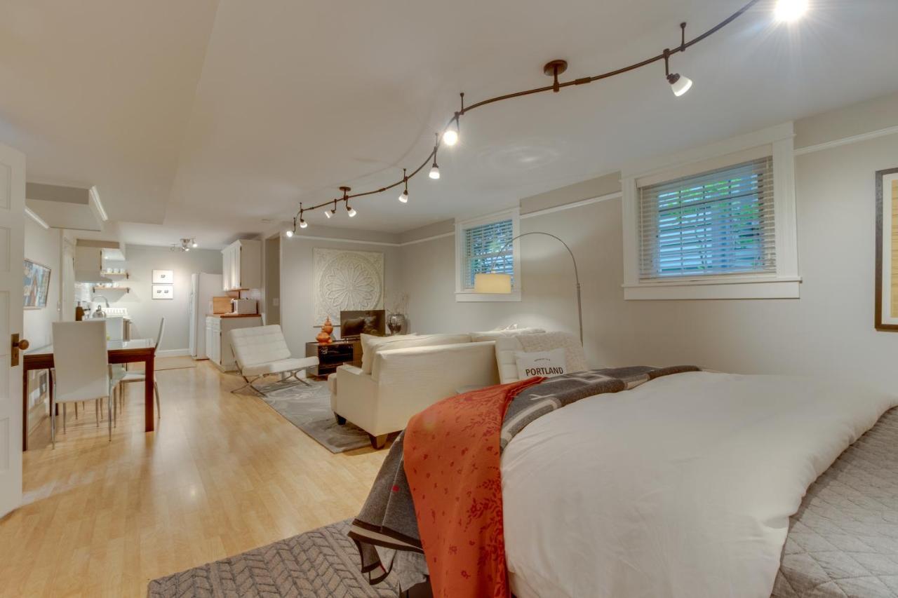 Lovejoy Nook Hotel